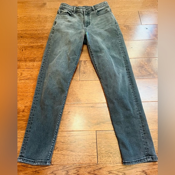 American Eagle Outfitters Denim - American Eagle size 2R stretch straight leg jeans in black